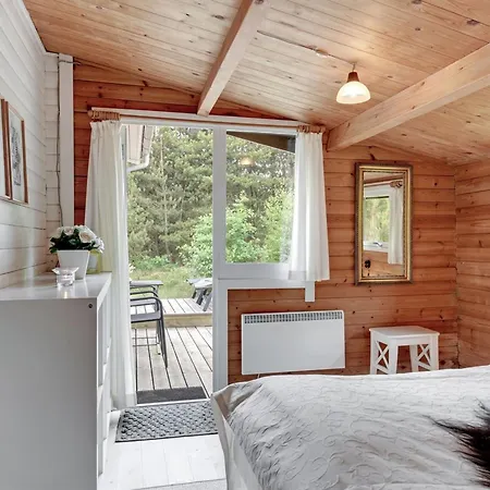 Florense - 2-5km From The Sea By Interhome Feriehus