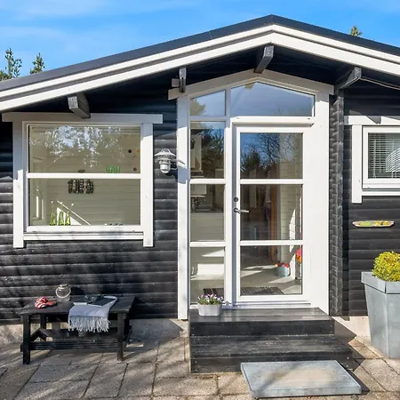 Florense - 2-5km From The Sea By Interhome Henne Strand